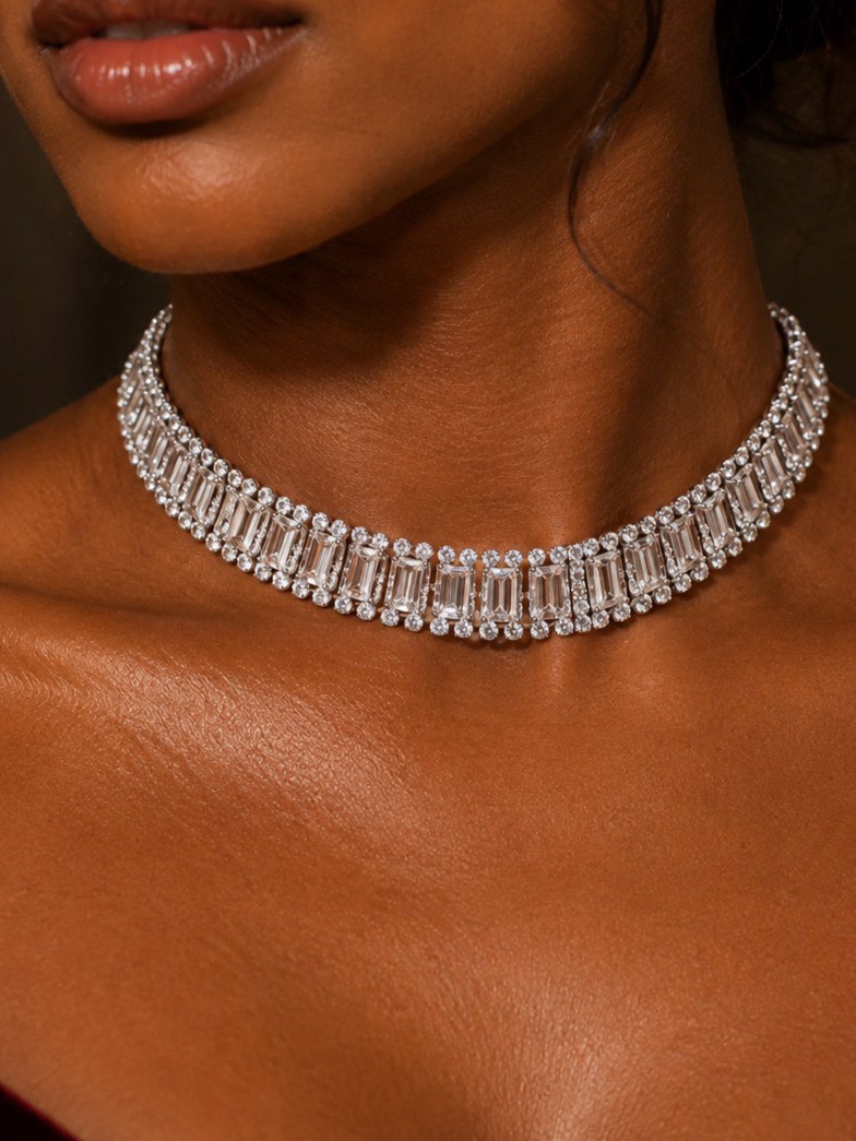 Glamorous Choker